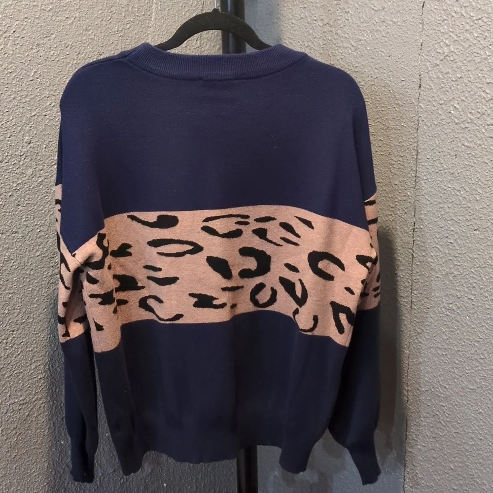 Navy patterned sweater - Picture 3 of 3